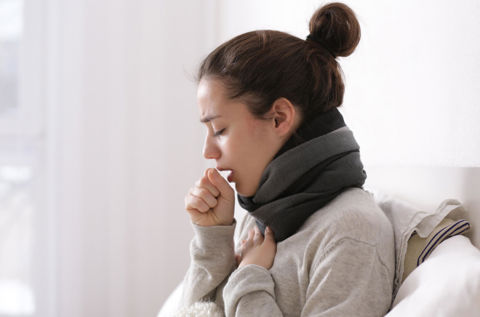  Tørrhoste eller slimhoste? Slik lindrer du hosten