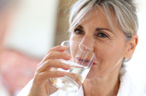 Derfor bør du unngå tørr munn