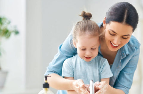 Bruk av samme nesespray kan forårsake smitte i familien.